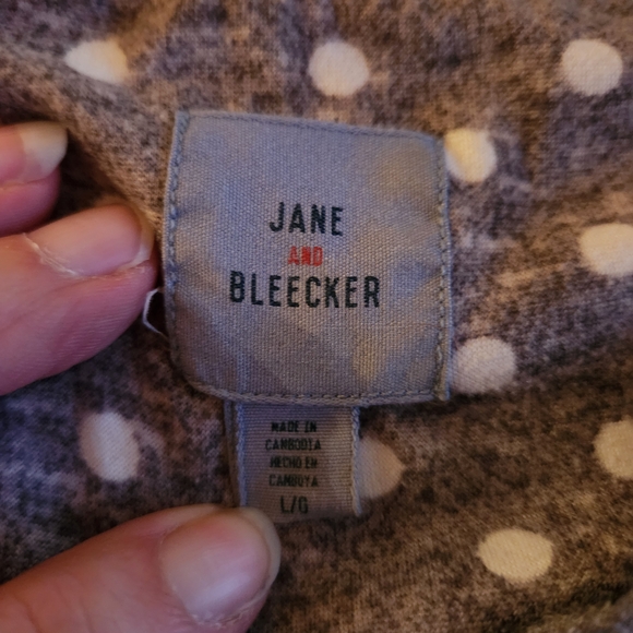 Jane and Bleecker Gray Pajama Set with White Dots - Picture 3 of 3